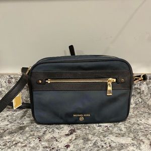 Michael Kors navy crossbody purse